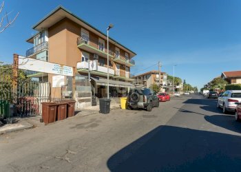 Corso S.Vito 141 (2).jpg - Casa indipendente CORSO SAN VITO 141, Catania - foto 1