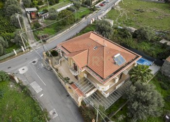 DJI_0124.jpg - Villa Piazza Antonio Stracuzzi 4, Santa Teresa di Riva - foto 1