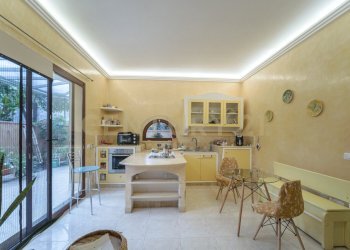 _DSF0037-HDR.jpg - Villa Piazza Antonio Stracuzzi 4, Santa Teresa di Riva - foto 5