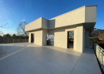 IMG-20251209-WA0034_risultato.jpg - Trilocale Rovato - foto 1