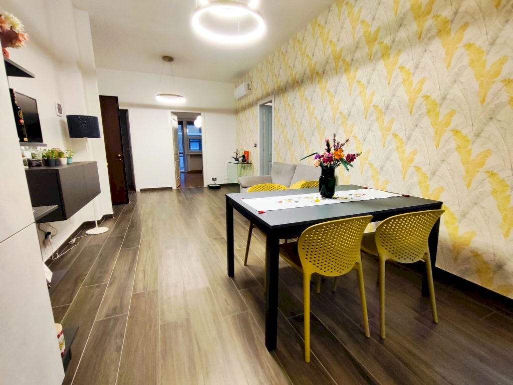 Three-room apartment Via Barletta 125, Torino - photo 1