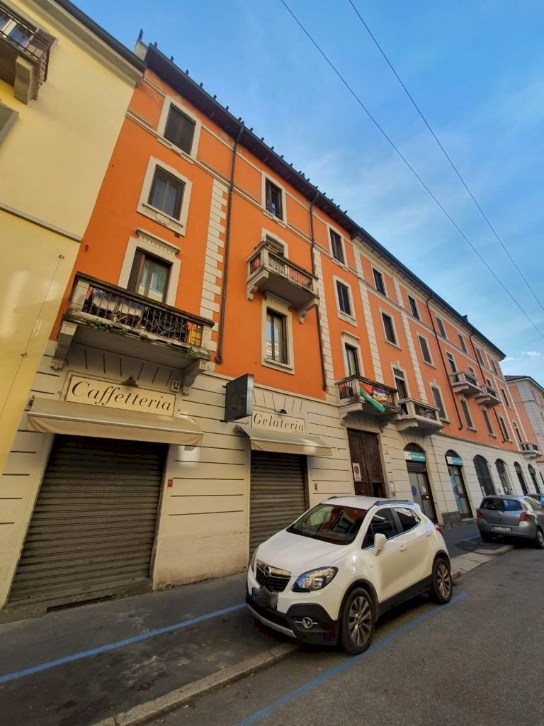 Locale Commerciale Via Monte Palombino 10, Milano - foto 3