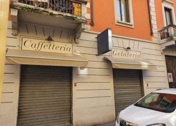 Locale Commerciale Via Monte Palombino 10, Milano - foto 6