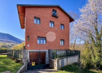 Independent house Via A. Diaz, La Cassa - photo 1