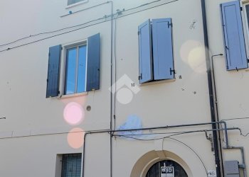 Two-room apartment Via saffi, Medicina - photo 1
