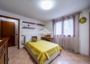 Portion of a house Via Andrea Rivasi, Cavriago - photo 11