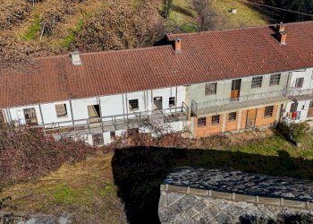 Semi-detached house Via Comba Marasso, Envie - photo 3