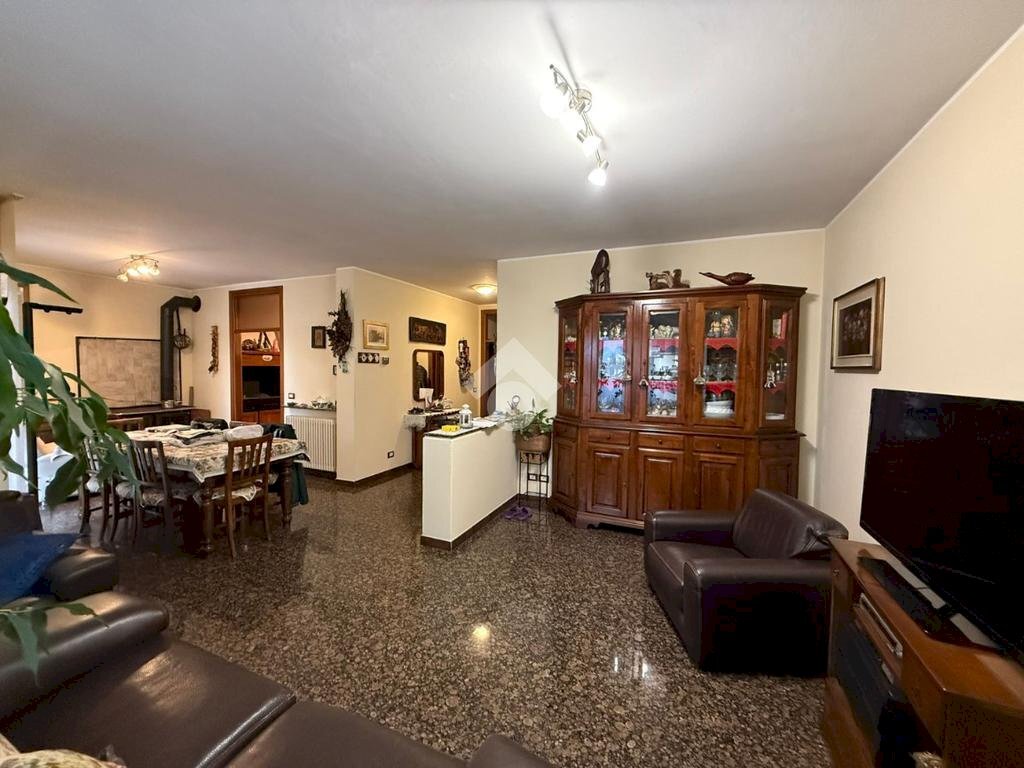 Four-room apartment Viale Mondovi, Riccione - photo 2