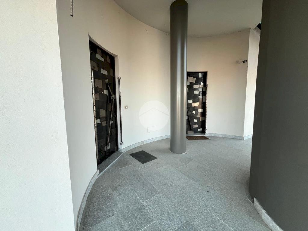 Three-room apartment Via Cavour, Bagnolo Piemonte - photo 1