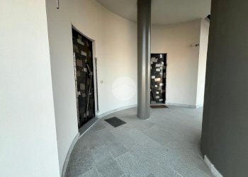 Three-room apartment Via Cavour, Bagnolo Piemonte - photo 1