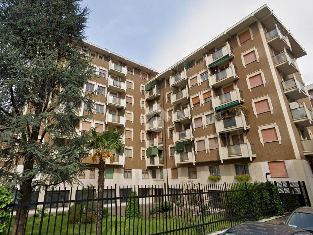 Box Via Lanfranco della Pila, Milano (zona Niguarda) - foto 1