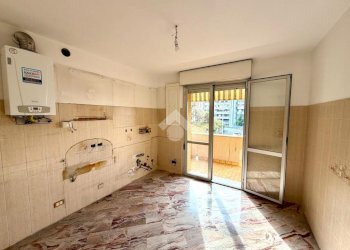 Quadrilocale Via Hector Berlioz, Genova (zona Rivarolo) - foto 5