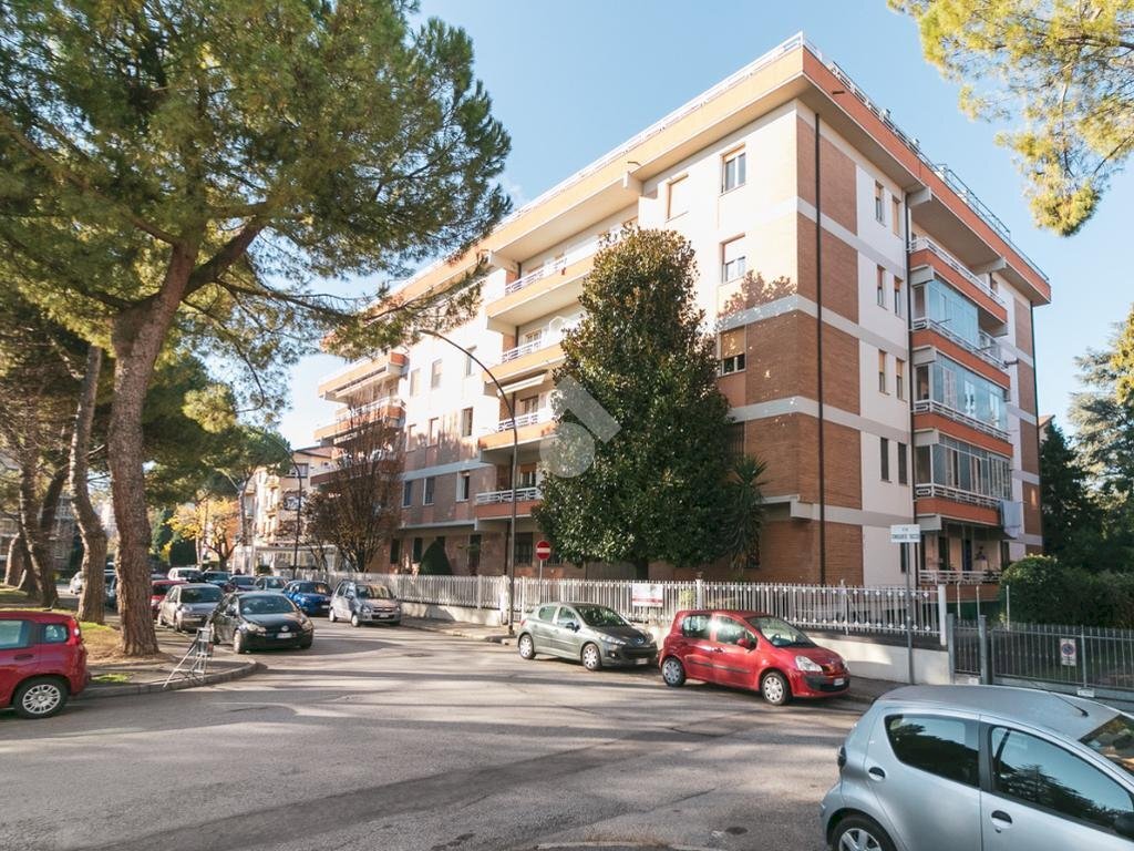 Quadrilocale Piazza Francesco Petrarca, Forlì - foto 1