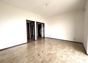 Trilocale Via Sporting Mirasole, Opera - foto 4