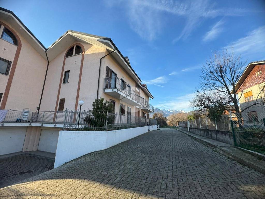 Three-room apartment Via romana, Almese - photo 1
