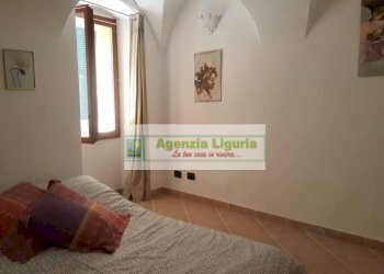 Camera matrimoniale grande - Quadrilocale Via Maraldi
 
5, Perinaldo - foto 20