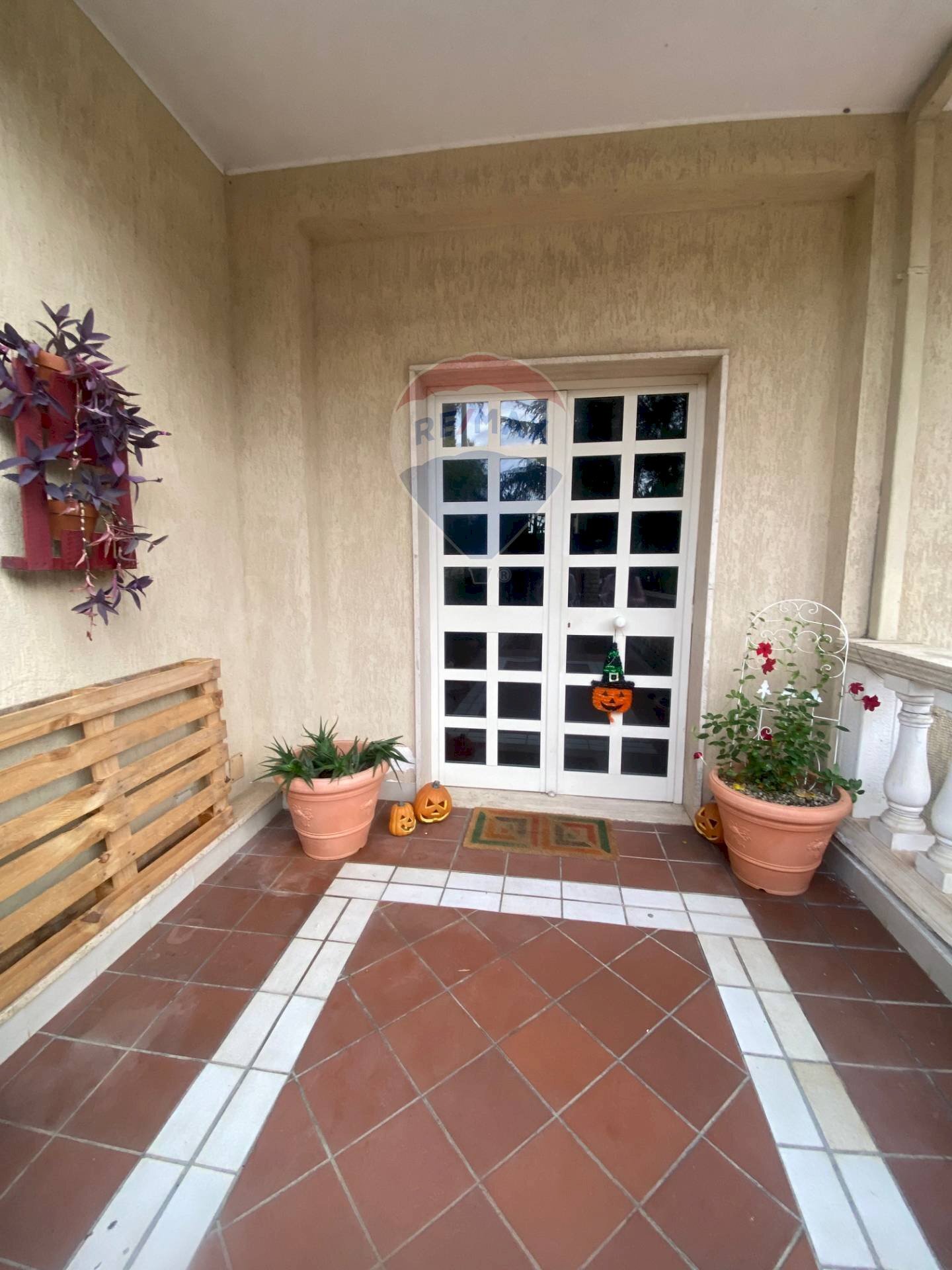 Ingresso Condominiale - Appartamento Via Calabria
 
8, Campi Salentina - foto 2