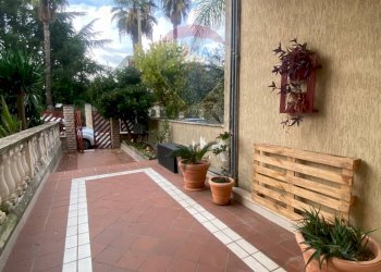 Ingresso Condominiale - Appartamento Via Calabria
 
8, Campi Salentina - foto 3