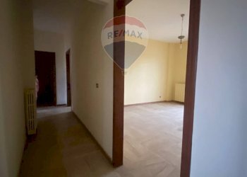 Corridoio - Appartamento Via Calabria
 
8, Campi Salentina - foto 10