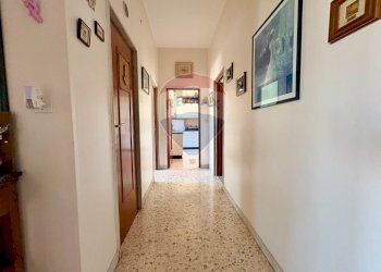 Hall / corridoio - Trilocale Via Agostino Gioia
 
170, Giovinazzo - foto 11