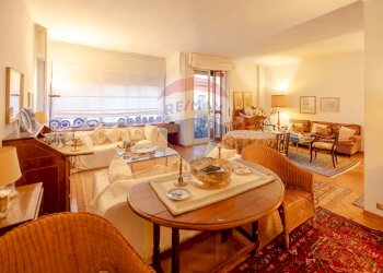 Sala da pranzo - Appartamento Via Cairoli
 
51, Bari - foto 10