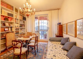 Sala da pranzo - Appartamento Via Cairoli
 
51, Bari - foto 11