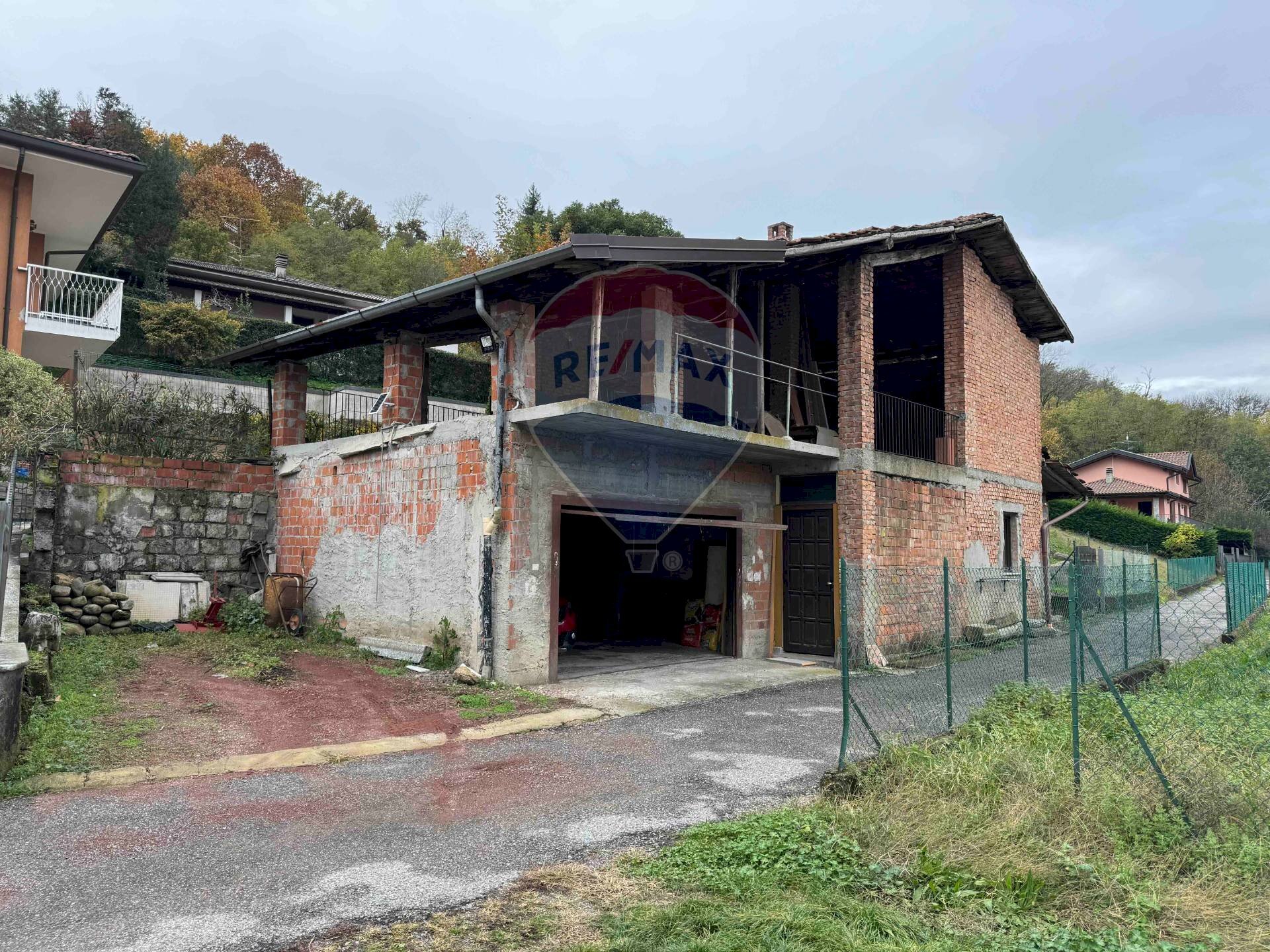 Casa all\'aperto - Rustico VIA E. STUCCHETTI
 
23, Besozzo - foto 1