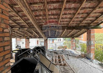 Terrazza - Rustico VIA E. STUCCHETTI
 
23, Besozzo - foto 6