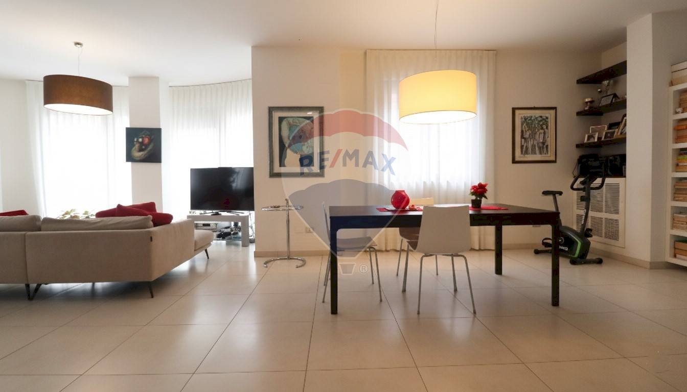 Sala da pranzo - Casa indipendente Matera - foto 2