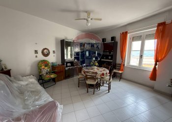 Sala da pranzo - Casa semi indipendente VIA CHIESA, Grassano - foto 5