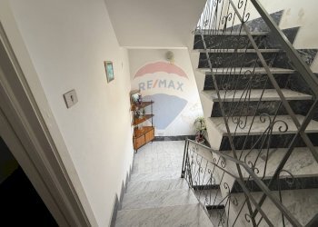 Scale - Casa semi indipendente VIA CHIESA, Grassano - foto 12