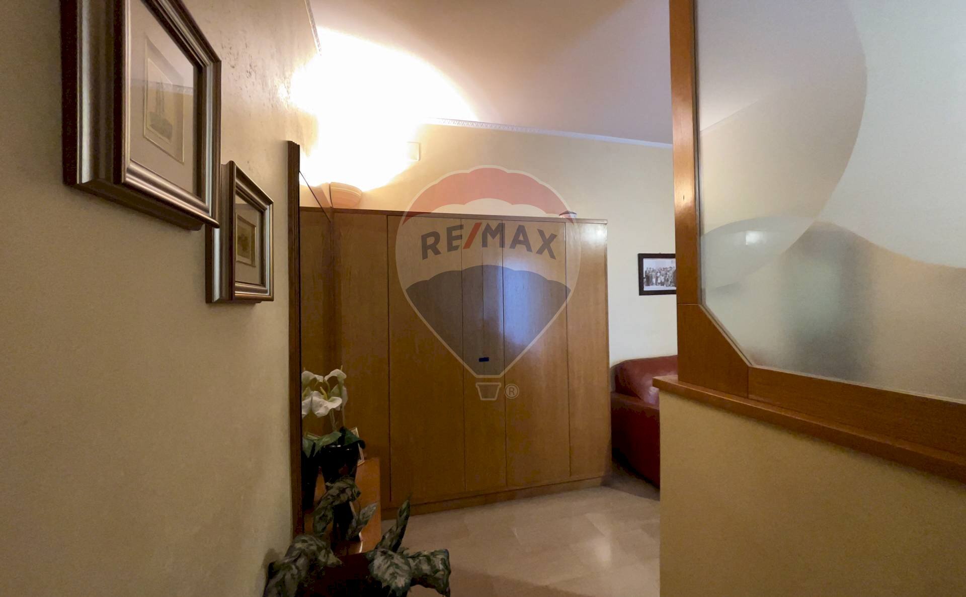 Hall / corridoio - Four-room apartment Santeramo in Colle - photo 1