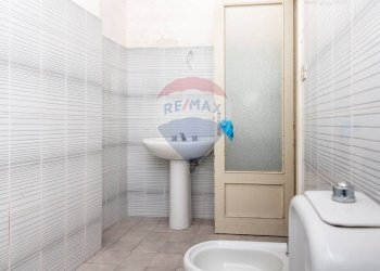 Bagno - Casa indipendente via Terza Retta Levante
 
305, Belpasso - foto 8