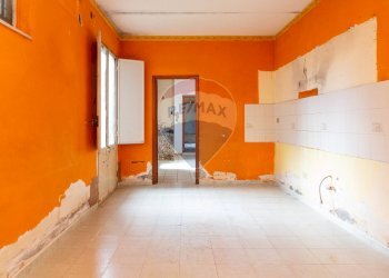 Stanza vuota - Casa indipendente via Terza Retta Levante
 
305, Belpasso - foto 9