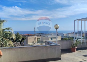 Terrazza - Appartamento Viale Angelo Vasta
 
4, Catania - foto 2