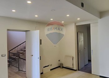 Stanza vuota - Appartamento Viale Angelo Vasta
 
4, Catania - foto 22