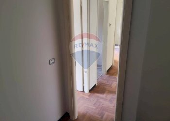 Hall / corridoio - Appartamento Viale Angelo Vasta
 
4, Catania - foto 48