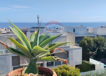 Dettagli - Appartamento Viale Angelo Vasta
 
4, Catania - foto 64