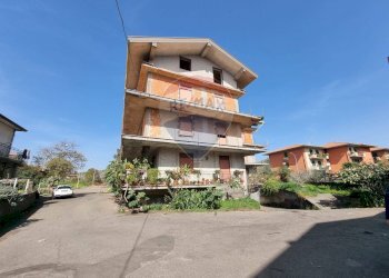 Edificio all\'aperto - Appartamento Via Esperia
 
41, Linguaglossa - foto 1