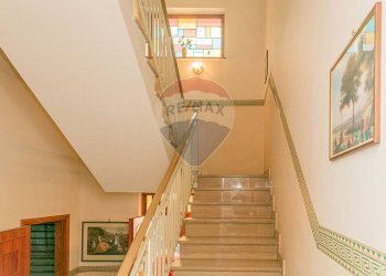 Scale - Casa indipendente Via Laudani
 
85, Biancavilla - foto 13