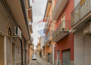 Edificio all\'aperto - Casa indipendente Via Laudani
 
85, Biancavilla - foto 30