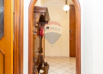 Hall / corridoio - Quadrilocale Via Sebastiano Catania
 
316, Catania - foto 7