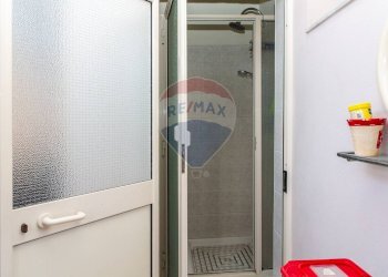 Bagno - Quadrilocale Via Sebastiano Catania
 
316, Catania - foto 19