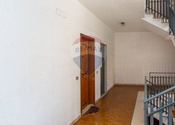 Hall / corridoio - Quadrilocale Via Sebastiano Catania
 
316, Catania - foto 21