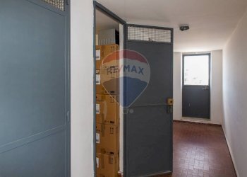 Hall / corridoio - Quadrilocale Via Sebastiano Catania
 
316, Catania - foto 24