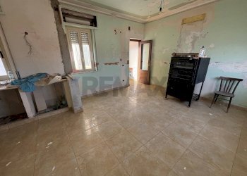 Stanza vuota - Quadrilocale via giovanni lavaggi
 
127, Augusta - foto 24