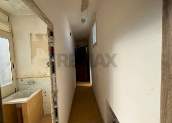 Hall / corridoio - Quadrilocale via giovanni lavaggi
 
127, Augusta - foto 26