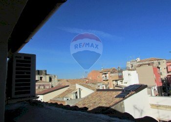 Edificio all\'aperto - Bilocale Via Rotonda
 
23, Catania - foto 11