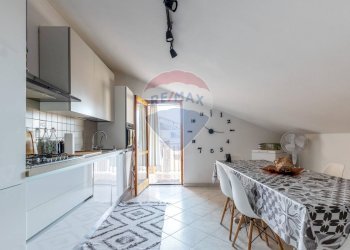 Cucina - Quadrilocale Via Santa Maria La Stella
 
95, Aci Sant'Antonio - foto 2