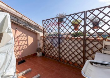 Terrazza - Quadrilocale Via Santa Maria La Stella
 
95, Aci Sant'Antonio - foto 11